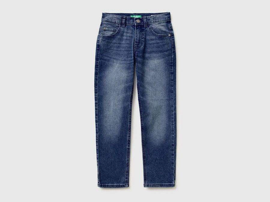 slim-fit-jeans